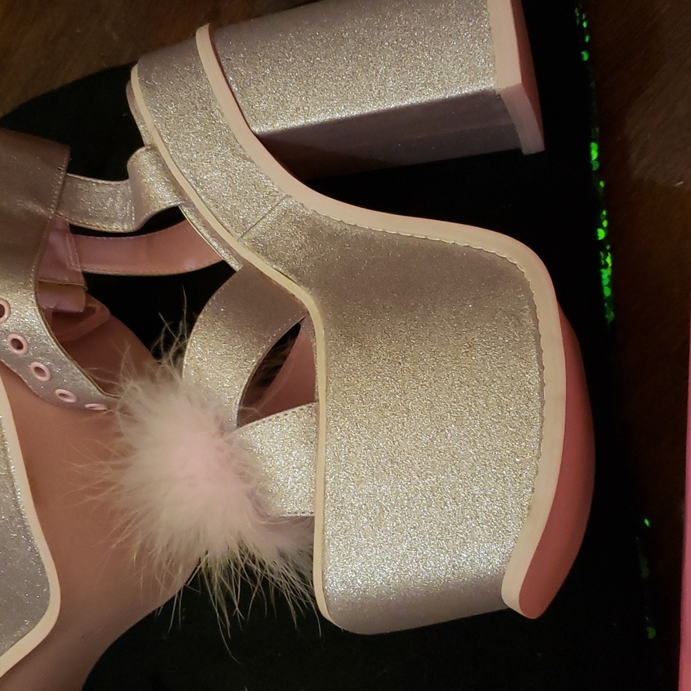 Pink Platforms